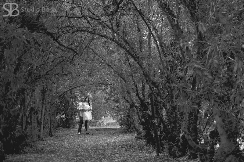 pareja naturaleza blanco y negro