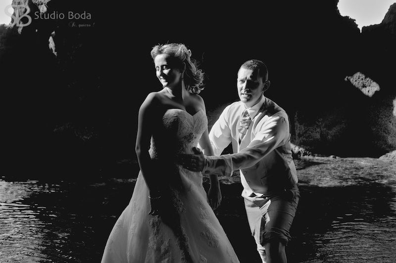 trash-the-dress-cueva_BZM4074-costa-blanca reportaje trash the dress costa blanca