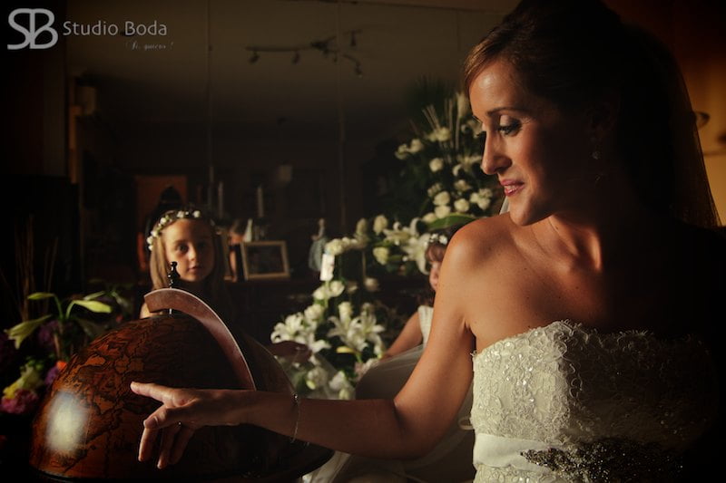 novia y mapamundo