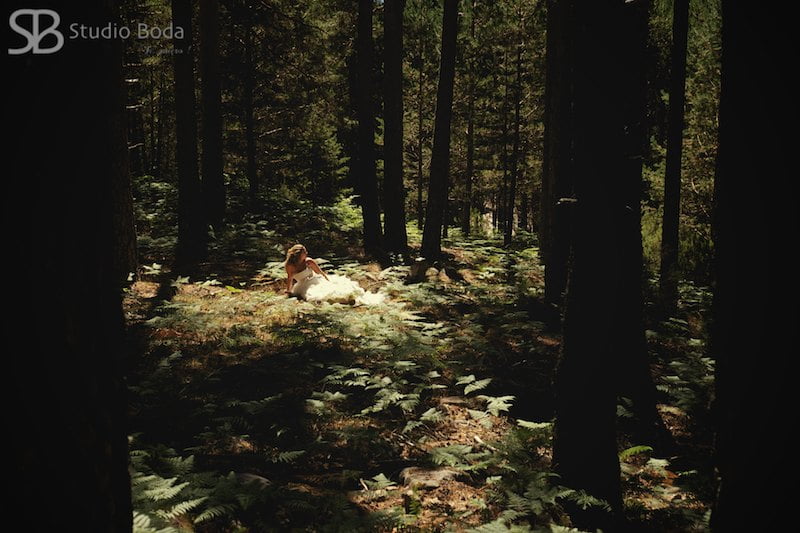 novia en el bosque - trash the dress