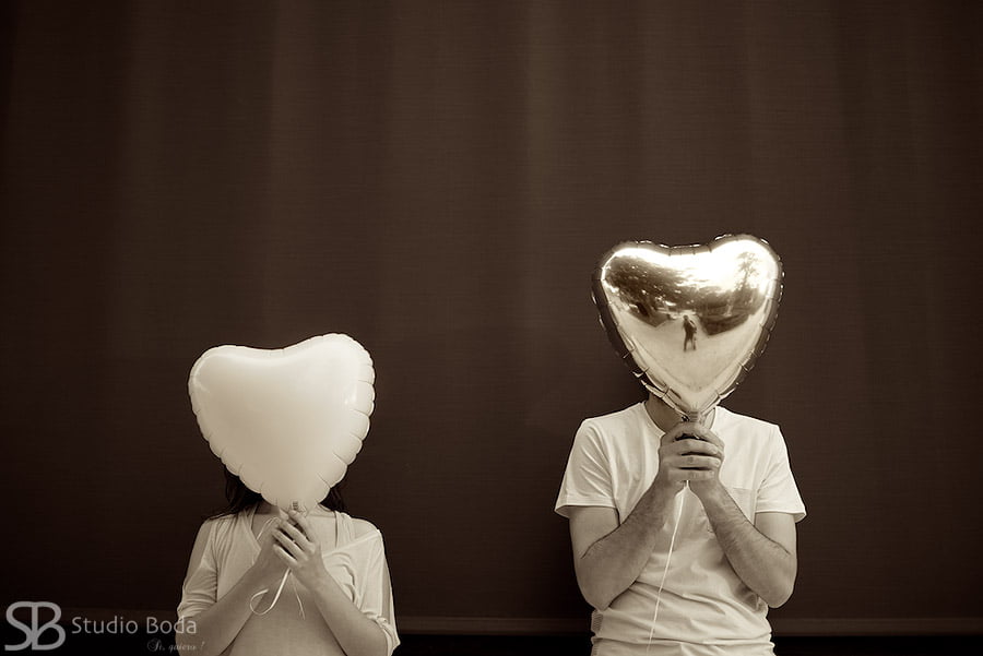fotografia original de boda pareja globos