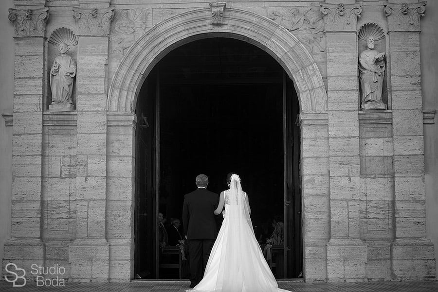 Foto boda alzira valencia - Iglesia de San Vicente en Guadassuar