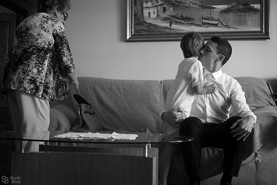 photojournalist wedding photo wedding photographer