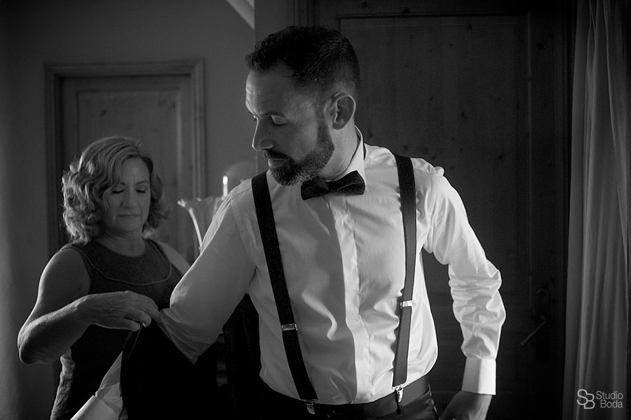 Photo journalist wedding photography Spain