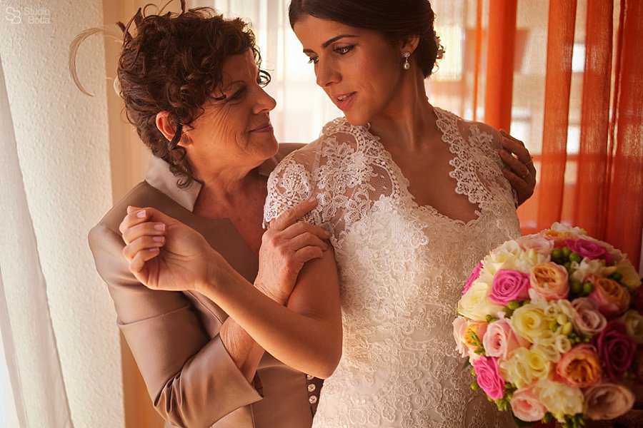 Madre y Novia Madre y Novia